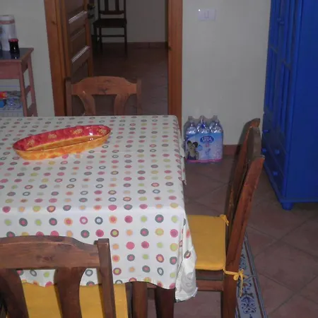 Dammuso Le Cupole Scauri (Sicily)
