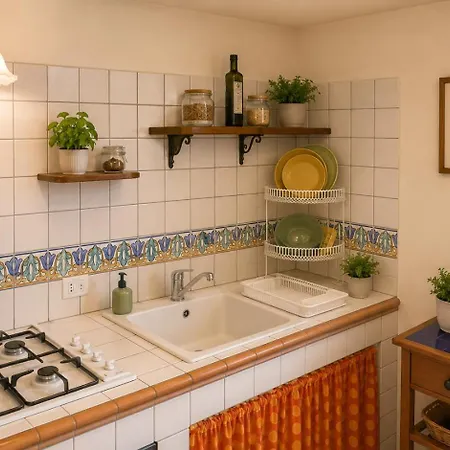 Apartment Dammuso Le Cupole Scauri (Sicily)